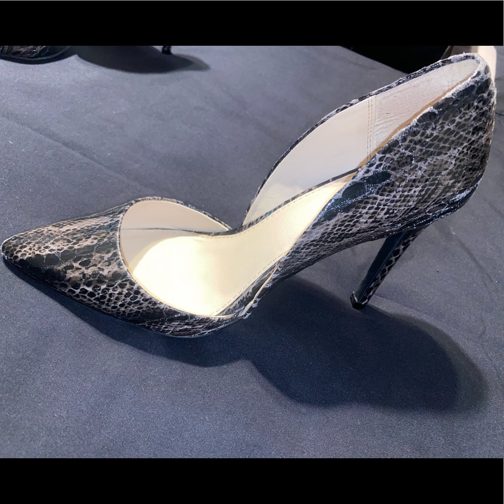 Mia Pumps